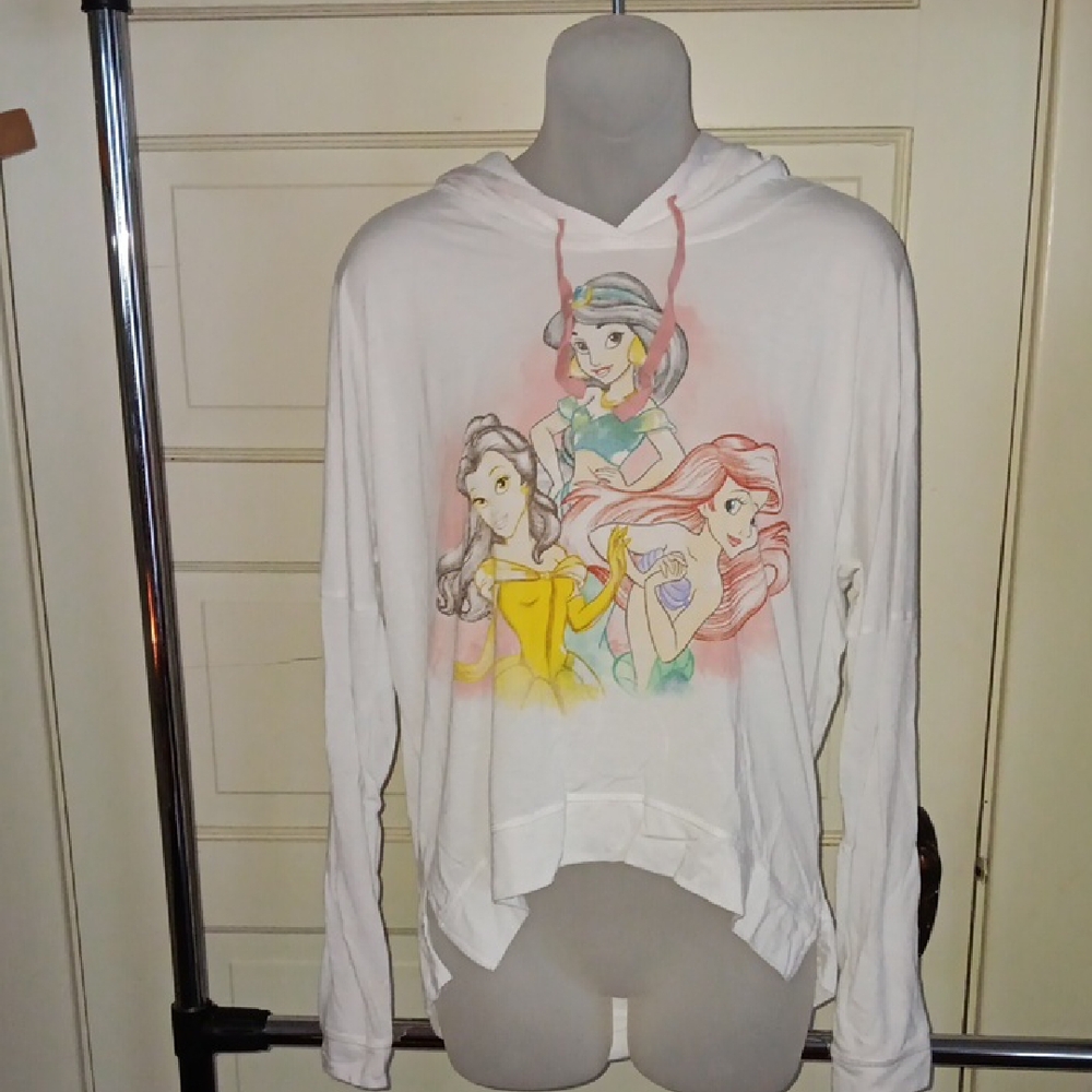 long sleeve t-shirt